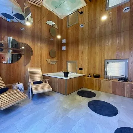 L&a Mobile House * Метлика