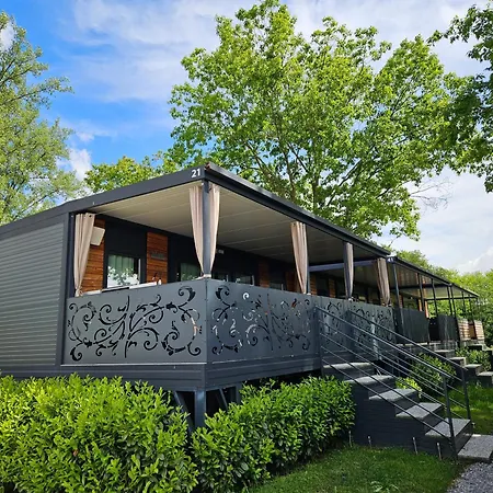 Holiday home L&a Mobile House *