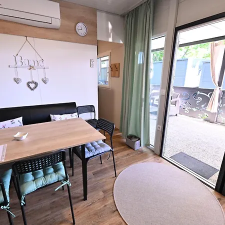L&a Mobile House Дом отдыха Метлика