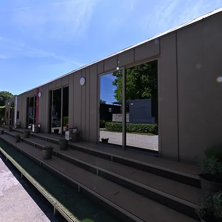 L&a Mobile House Метлика