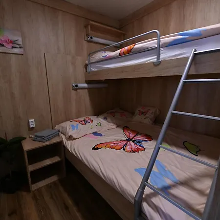 L&a Mobile House Metlika